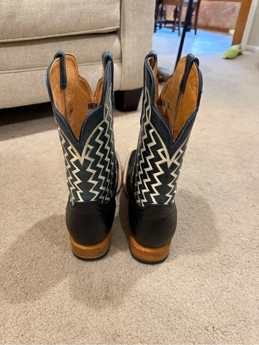 Men's Black Western Stitch-Pattern Leather Boots